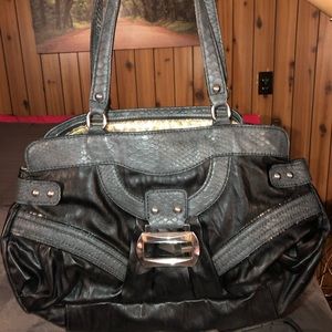 Guess purse